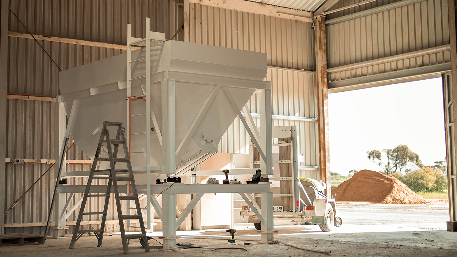 Colour-Through-and-Exposed-Aggregrate-Concrete-Mixes-at-SpryCrete-Murray-Bridge