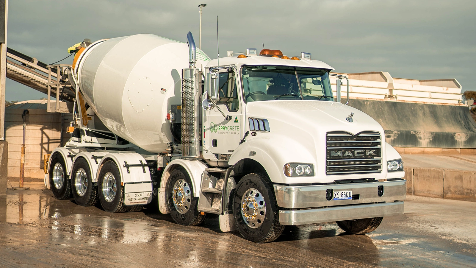SpryCrete-Mack-Concrete-Truck-Murray-Bridge