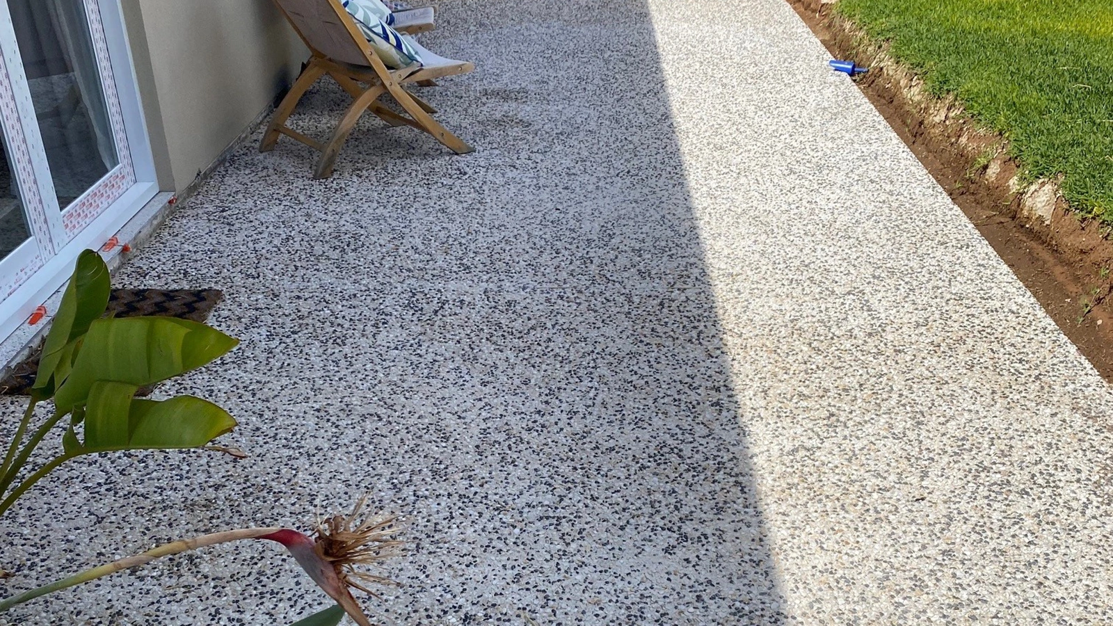 Exposed-Concrete-Backyard-Patio-SpryCrete