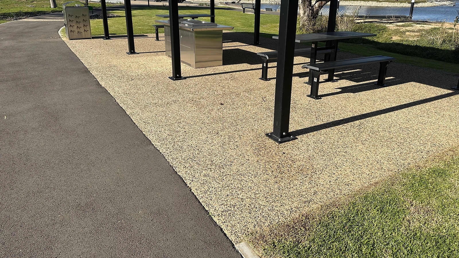 Exposed-Concrete-Public-Park